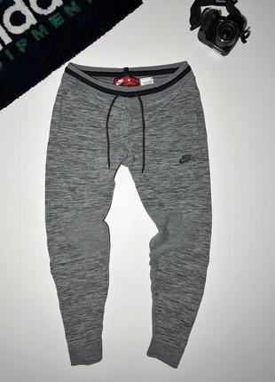 Брюки nike nsw tech knit pant, оригинал1 фото