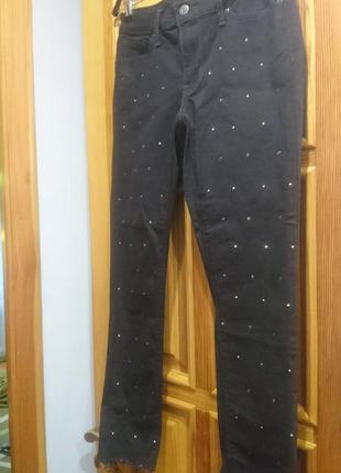 #розвантажуюсь 711 levi's джинсы черные со стразами и заклепками, 26р. надеты один раз.4 фото