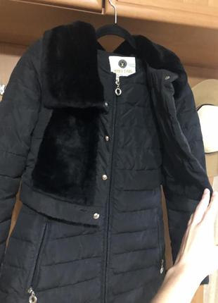 Куртка со съемной жилеткой из мутона . размер s2 фото