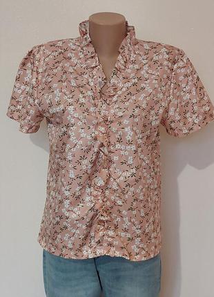 Нежная блуза 50-52 размера