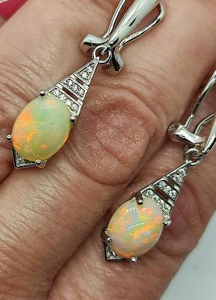 Серебряные серьги с натуральными огненными опалами