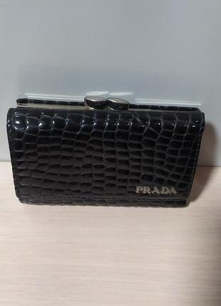 Prada фірмовий гаманець