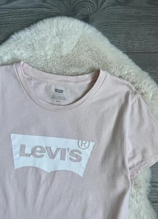 Levi's женская фирменная футболка оригинал р. s5 фото