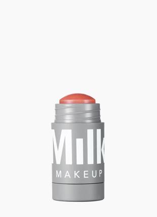 Стик для губ и щек lip+cheek milk makeup в оттенке smirk, 6 гр.