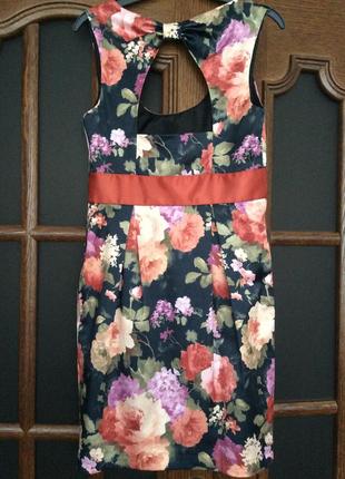 Платье нарядное, деловое, котельное, в цветы. размер xs.2 фото