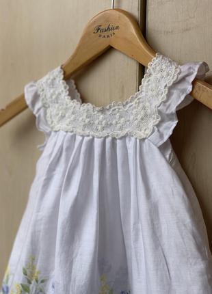 Нежное платье в цветы на маленькую девочку 92 см6 фото