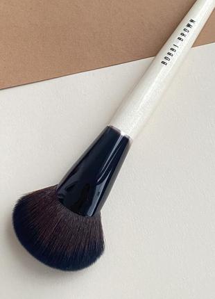 Пензлик для рум'ян bobbi brown precise blending brush
