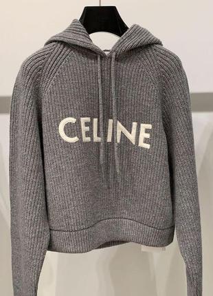 Сірий светр із написом у стилі celine