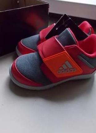 Дитяче спортивне взуття adidas р-р21 і 22 оригінал.розпродаж!!!