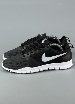 Фірмові кросівки для занять спортом nike flex essential tr2 фото