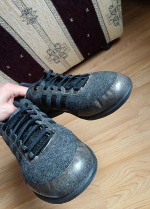 Кросівки adidas 4