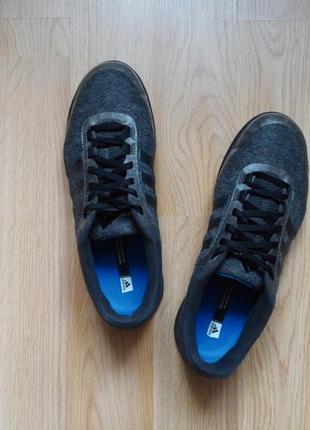 Кросівки adidas 7