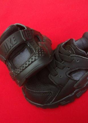 Кросівки nike air huarache оригінал 19-20 розмір