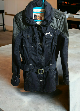 Обалденная комбинированная куртка от всемирно известного немецкого бренда khujo