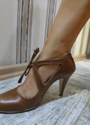 Шкіряні туфлі river island 25см6 фото