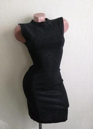 Роскошное джинсовое платье с открытой спиной. стрейчевое, миди, мини.1 фото