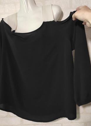 Стильная блуза на лямках и со спущенными рукавами от бренда  celect8 фото