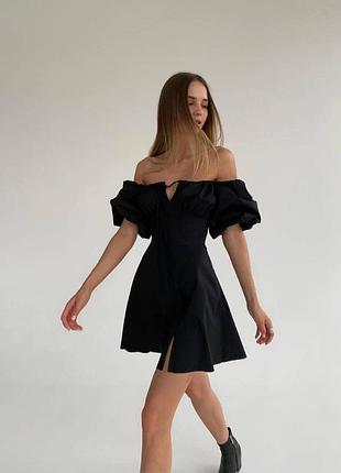 Сукня коротка