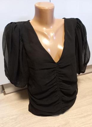 Актуальная блуза с объемным рукавом asos