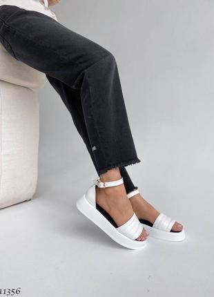 Білі шкіряні босоніжки, 11356