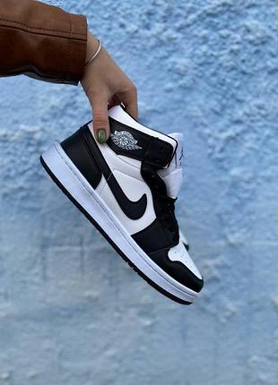 Мужские кроссовки nike air jordan 1 high black white