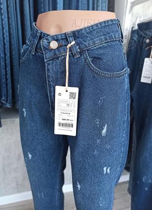 Темно-сині джинси в розмірах в наявності8 фото