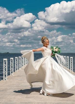 Идеальное свадебное платье со шлейфом2 фото