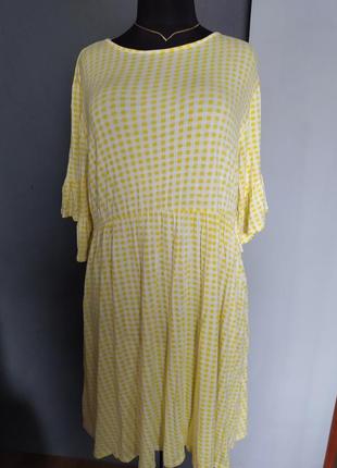 Платье летнее желто- белые квадратики батал натуральная ткань