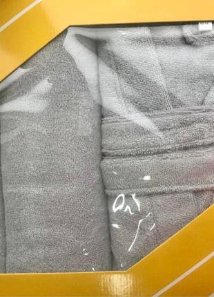 Подарунковий набір тм ярослав халат і рушники (яр-500) світло-сірий та бежевий1 фото