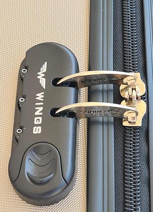 Чемодан производитель польши качественная модель wings10 фото