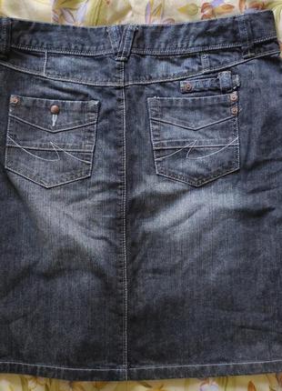 Котоновая, джинсовая юбка от бренда yessica c&a4 фото