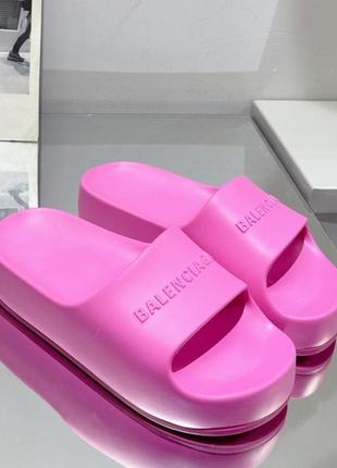 Шлепанцы в стиле balenciaga