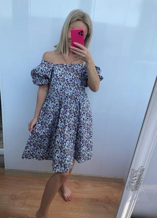 Платье с воланами в цветочек