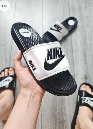 Чоловічі шльопанці nike