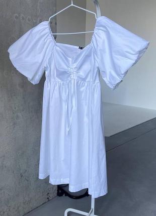 Лёгкое воздушное свободное платье туника с декольте короткое с открытыми плечами бежевое белое  голубое пляжное на выход для беременных хлопковое8 фото