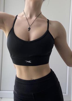 Спортивний топ reebok