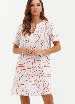 Платье мини а подобного силуэта вискоза авторский принт на молочном