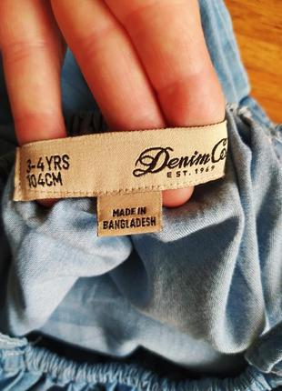 Модный летний джинсовый ромпер, комбинезон denim co на 3-4 года.4 фото