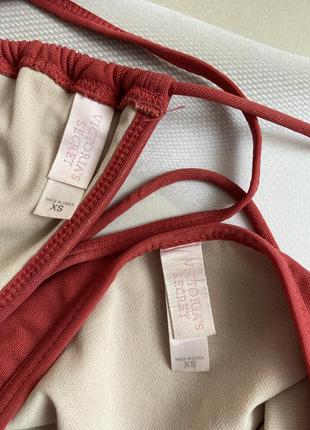 Оригинальн! раздельный винтажный купальник бикини на завязках от vs с пайетками 💙💛6 фото