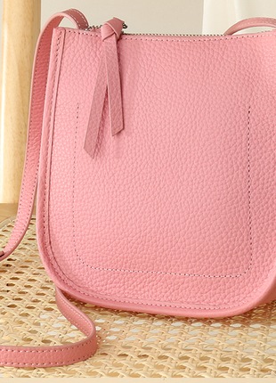Рожева шкіряна сумка