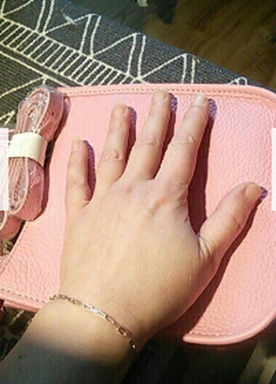 Рожева шкіряна сумка