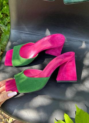 Розовые малиновые фуксия замшевые шлепанцы на фигурном каблуке9 фото