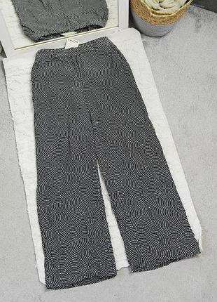 Новые черные широкие брюки monki