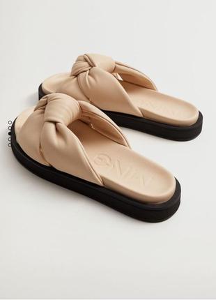 Шльопанці mango в стилі zara