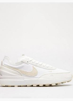 Кроссовки w nike waffle one ess3 фото