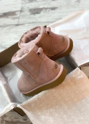 Оригинал новые фирменные натуральные кожаные на цегейке ugg супер качество цигейка !!!2 фото