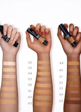 Пробник стойкого консилера make up for ever matte velvet skin concealer матуючий mufe2 фото