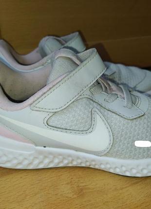 Кроссовки фирмы nike 29,5 р