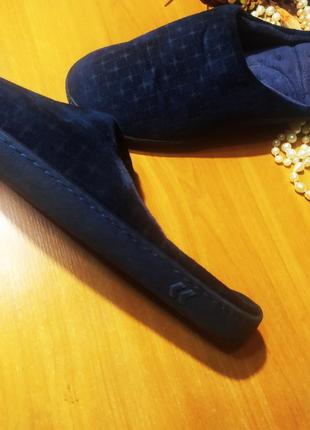 Мега-классные мягкие удобные мужские домашние тапки велюровые новинки isotoner 45-46...