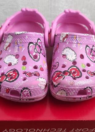 Кроксы, аквашузы crocs, фирменные hello kitty, тапочки, шлепки пена, оригинал1 фото